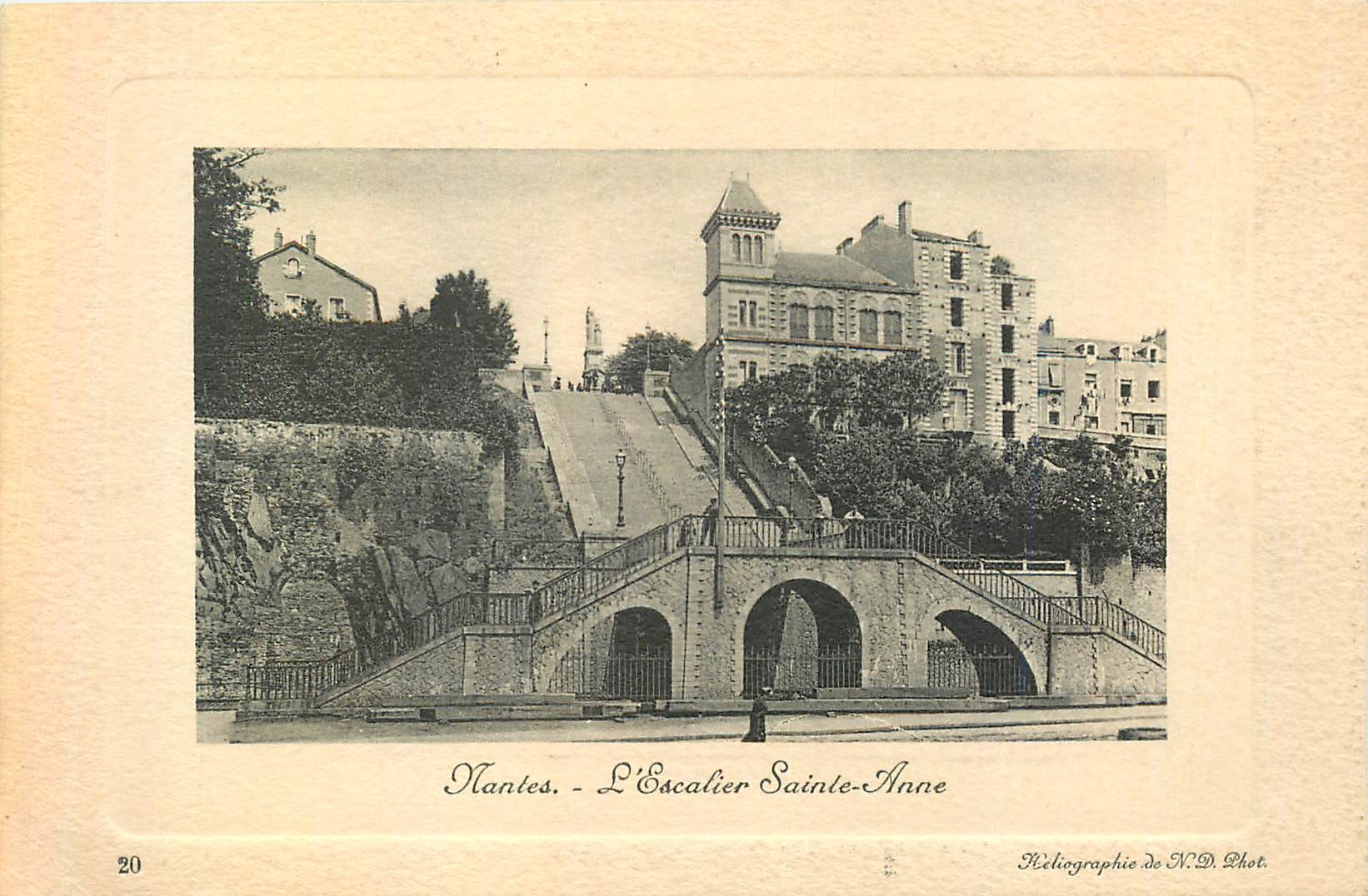 CPA Nantes L'Escalier Sainte Anne