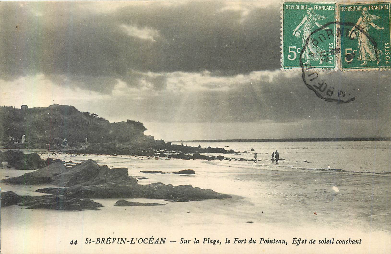 CPA St Brevin L'Ocean sur la Plage le Fort du Pointeau Effet de Soleil Couchant