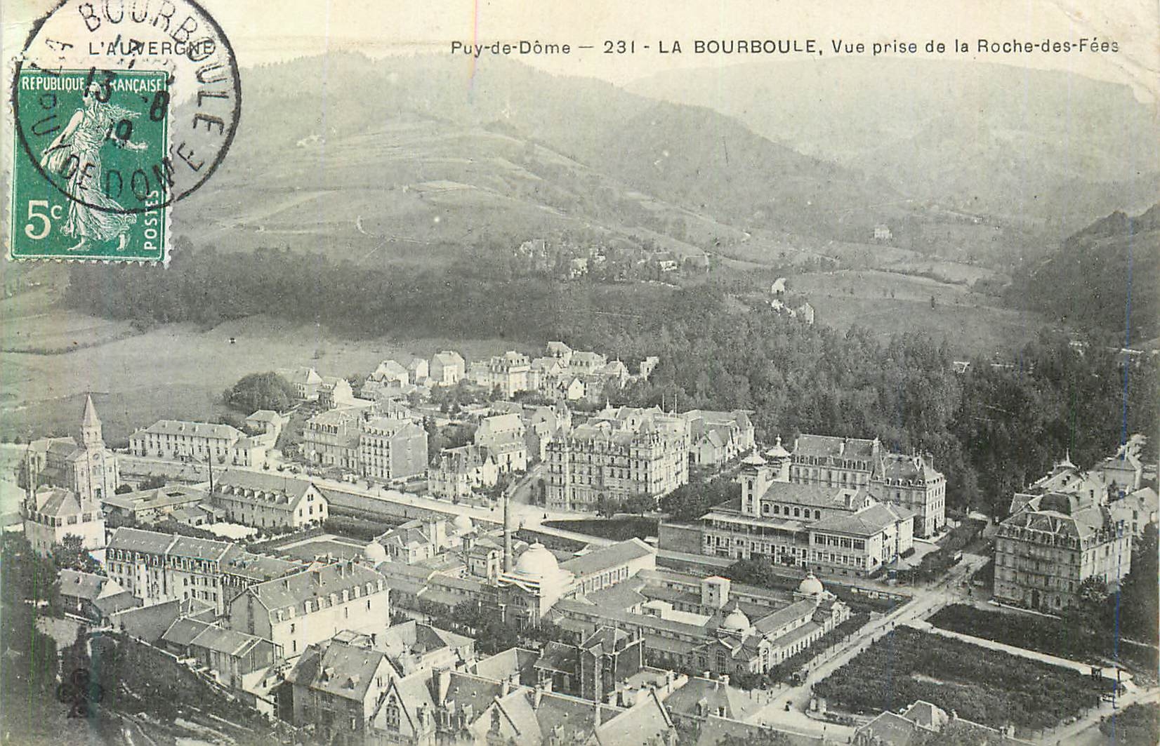 CPA La Bourboule Puy de Dome Vue Prise de la Roche des Fees