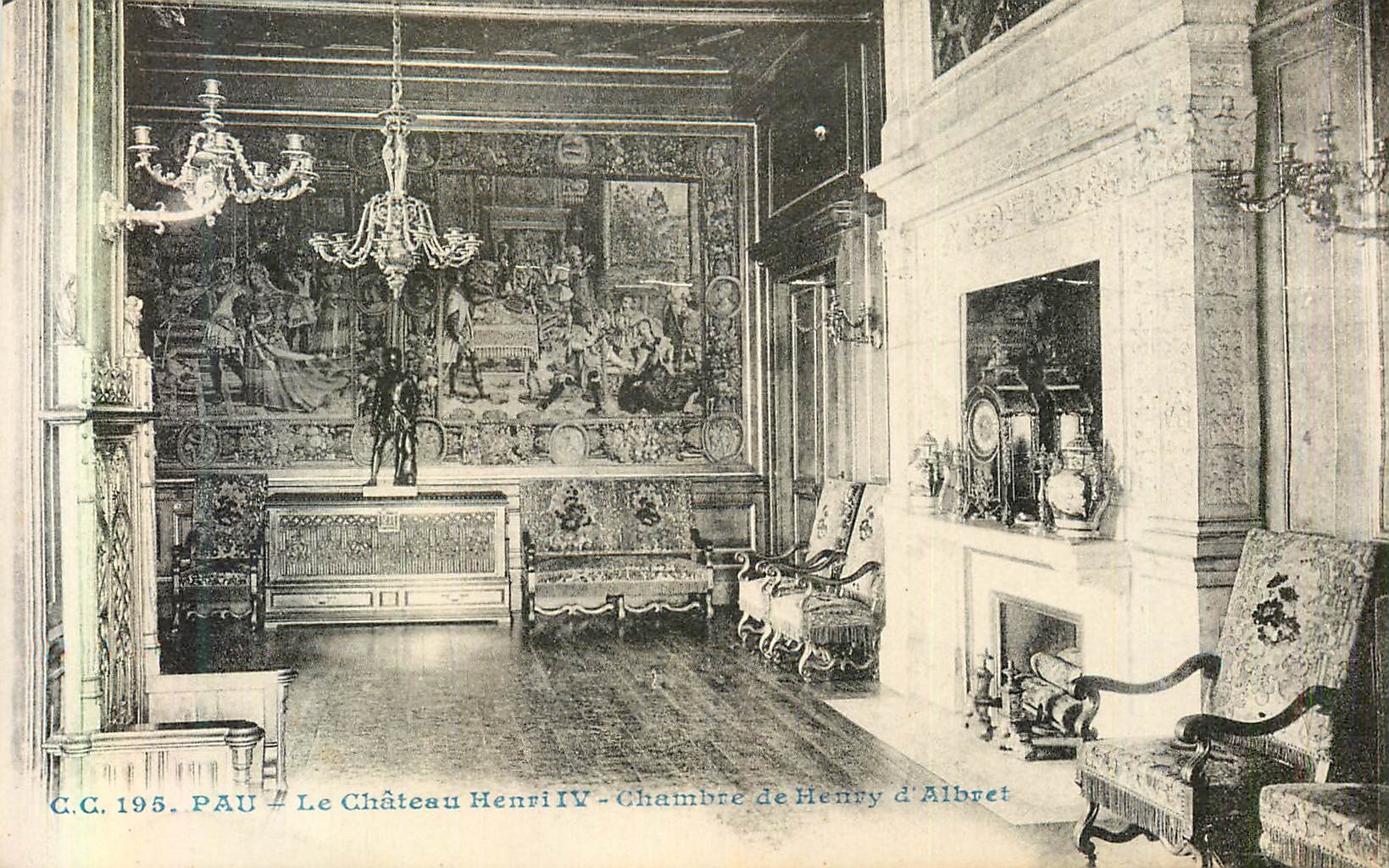CPA Pau Le Chateau Henri IV Chambre de Henry d'Albert