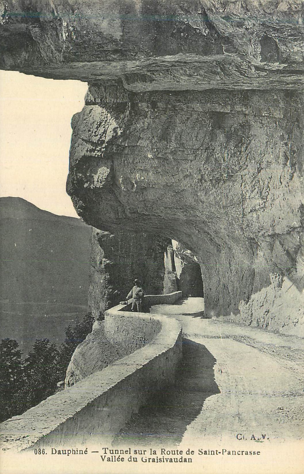 Tunnel sur la Route de Saint-Pancrasse — Vallée du Graisivaudan — Cl.A.V. n°086