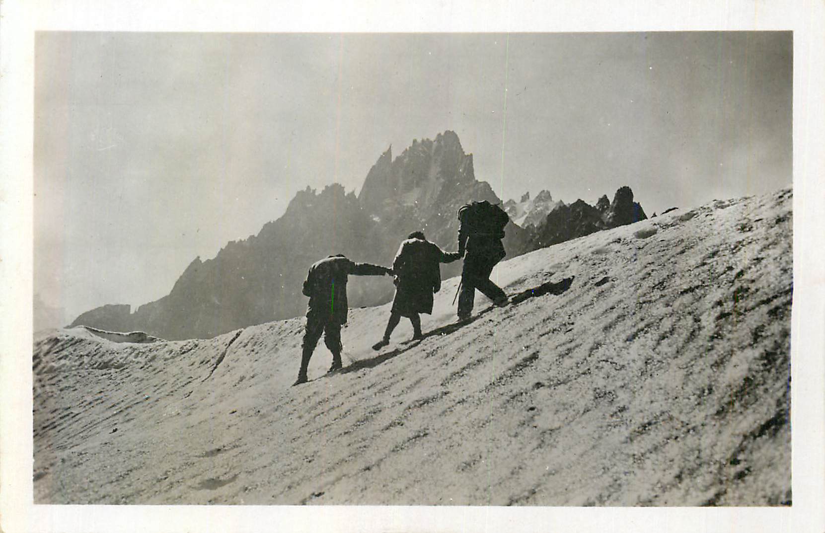 CPM Chamonix Traversee de la Mer de Glace et les Charmoz Alpinisme
