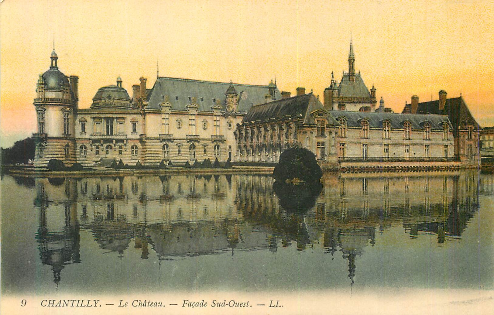 CPA Chantilly Le Chateau Facade Sud Ouest