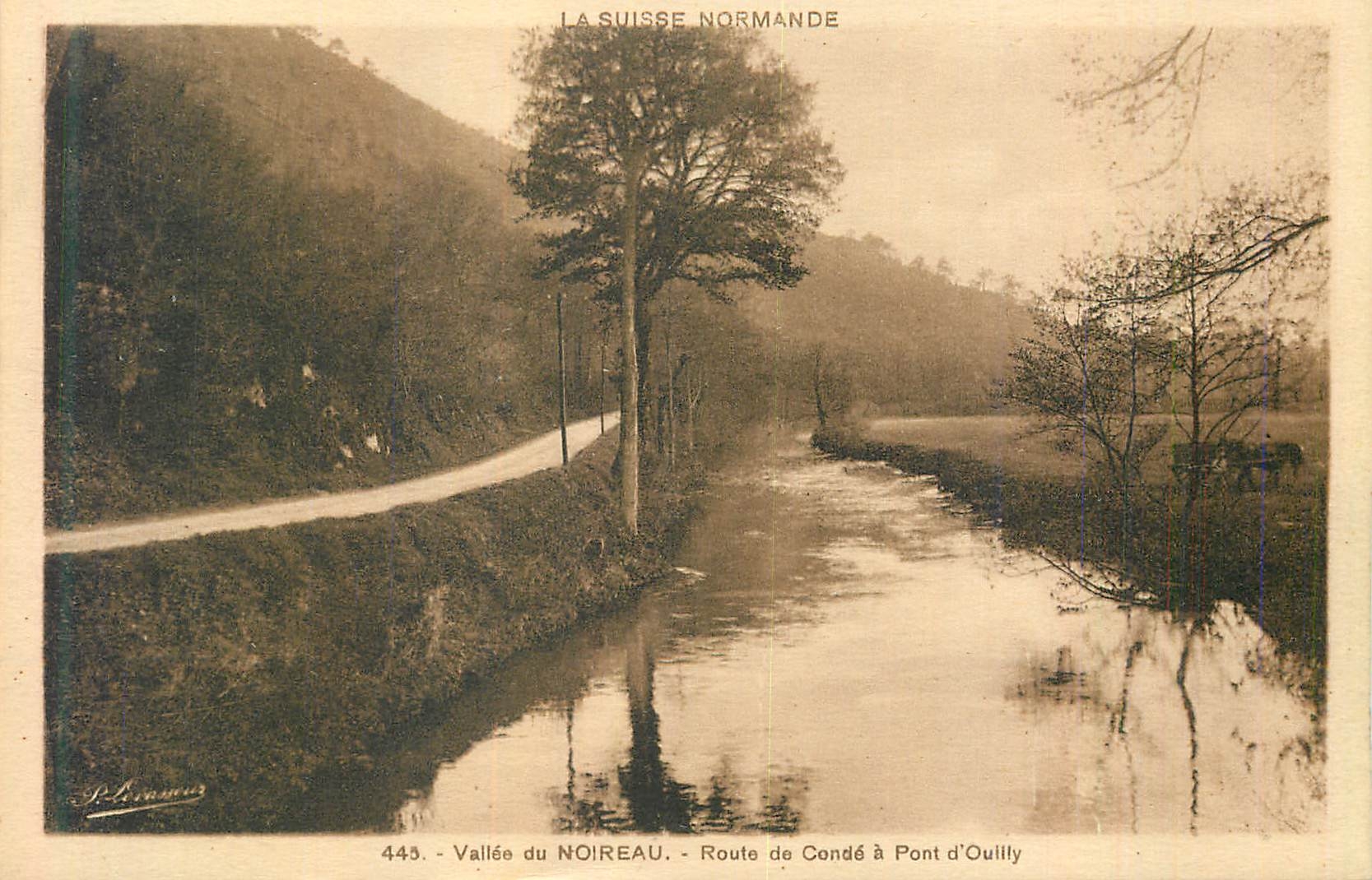 CPA Vallee du Noireau La Suisse Normande Route de Conde a Pont d'Ouilly