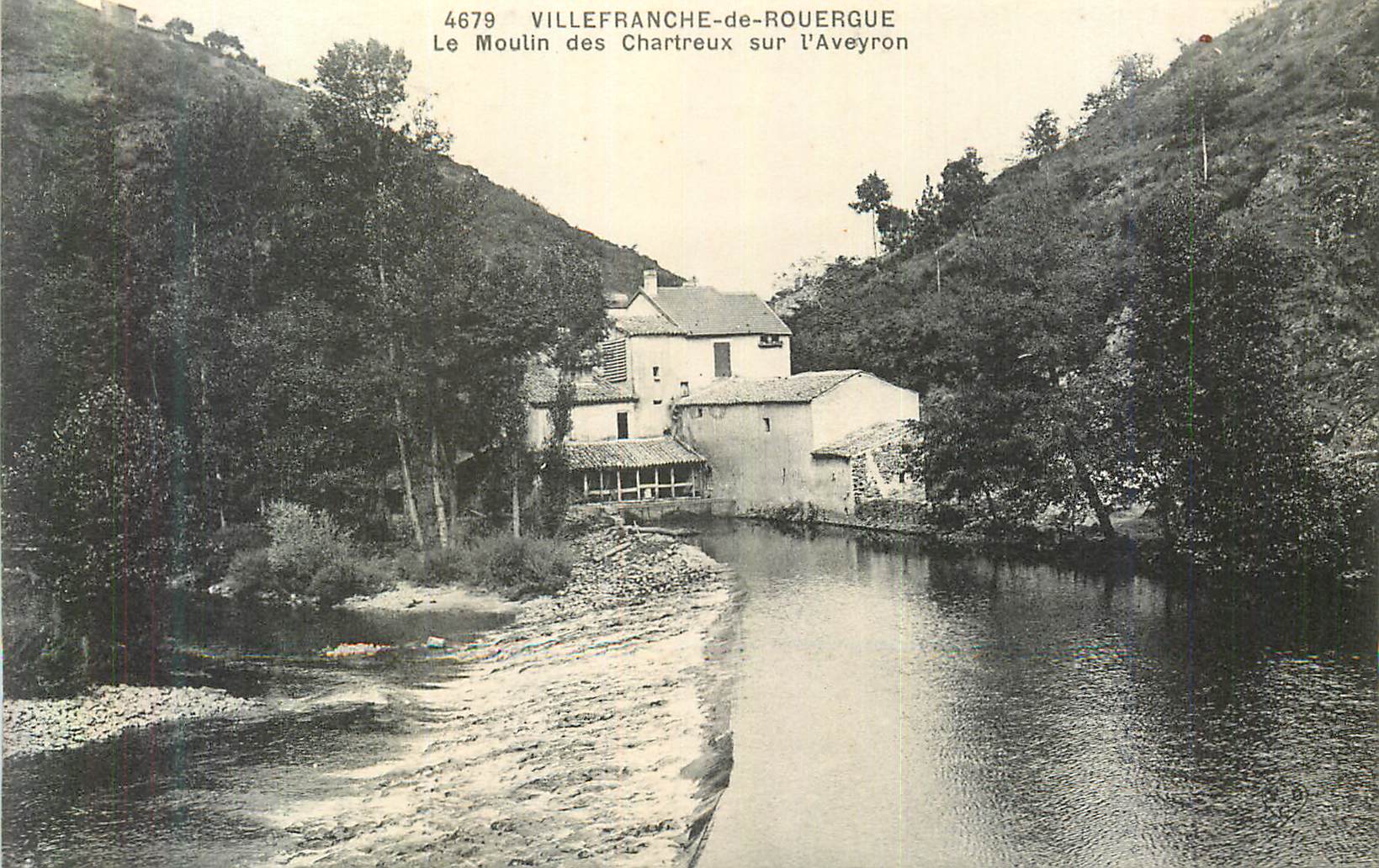 CPA Villefranche de Rouergue Le Moulin des Chartreux sur l'Aveyron