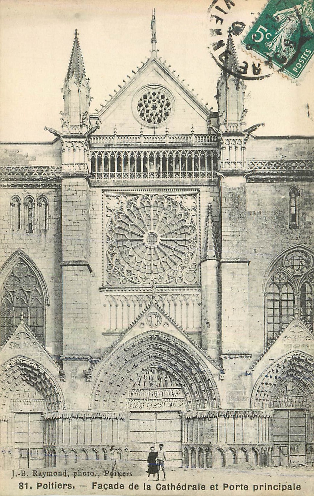 Fassade der Kathedrale und Haupteingang — Poitiers — J.-B. Raymond, Foto. n°81