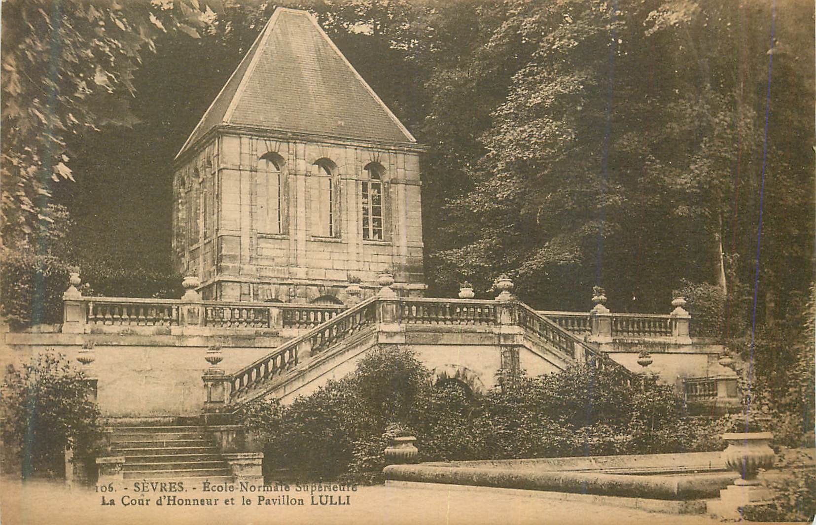 CPA Sevres Ecole Normale Superieure La Cour d'Honneur et Le Pavillon Lulli
