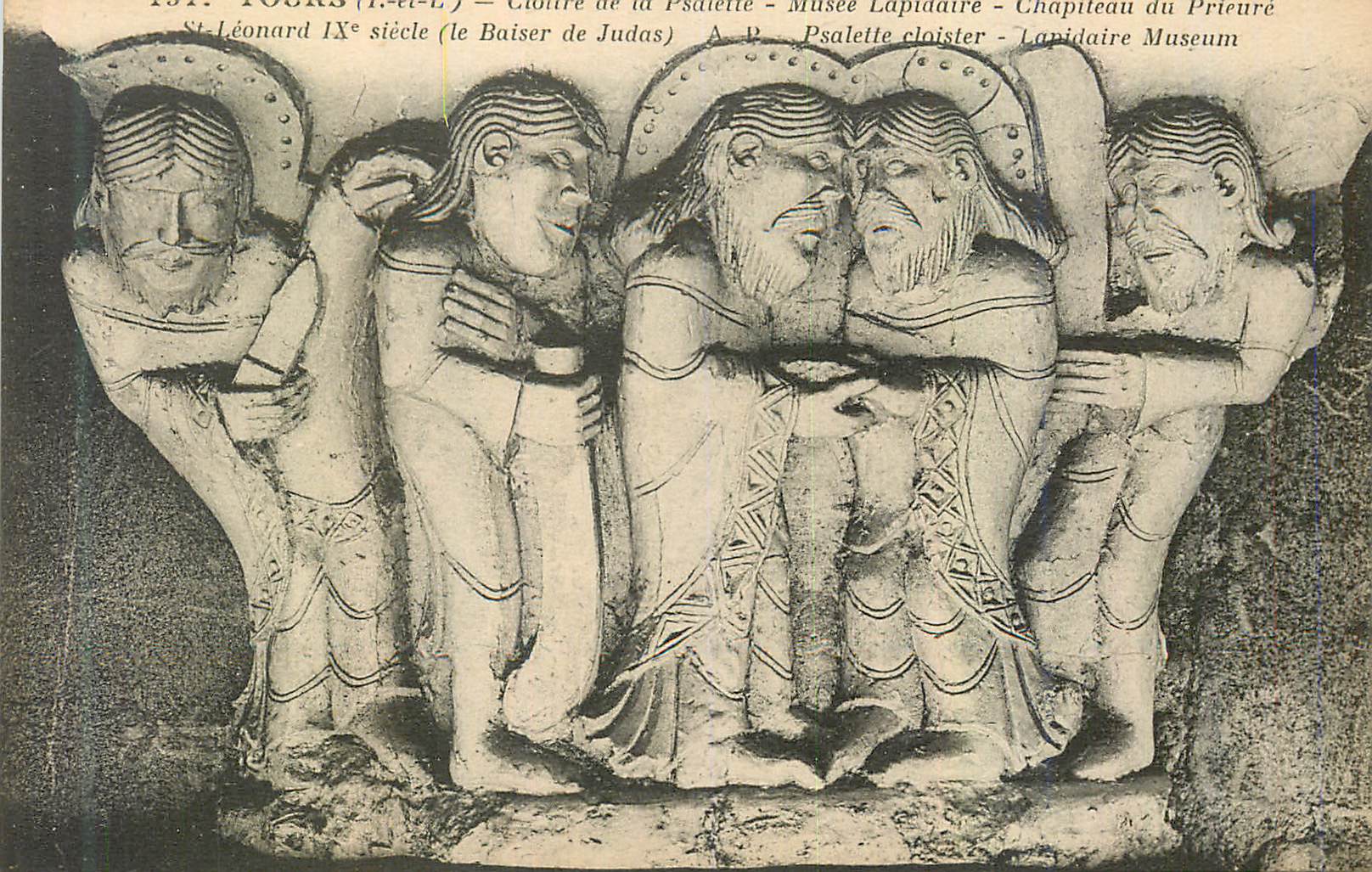 CPA Tours (I et L) Cloitre de la Psalette Musee Lapidaire Chapiteau du Prieure St Leonard IXe S (Le Baiser de Judas)