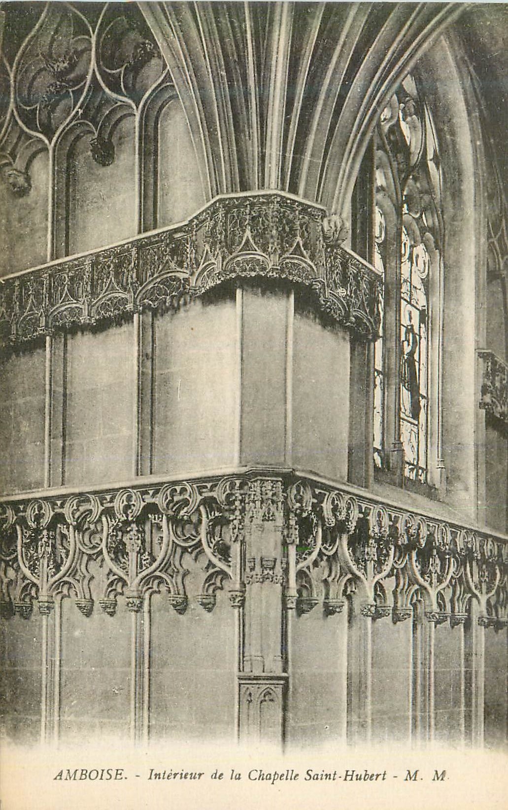 CPA Amboise Interieur de la Chapelle Saint Hubert