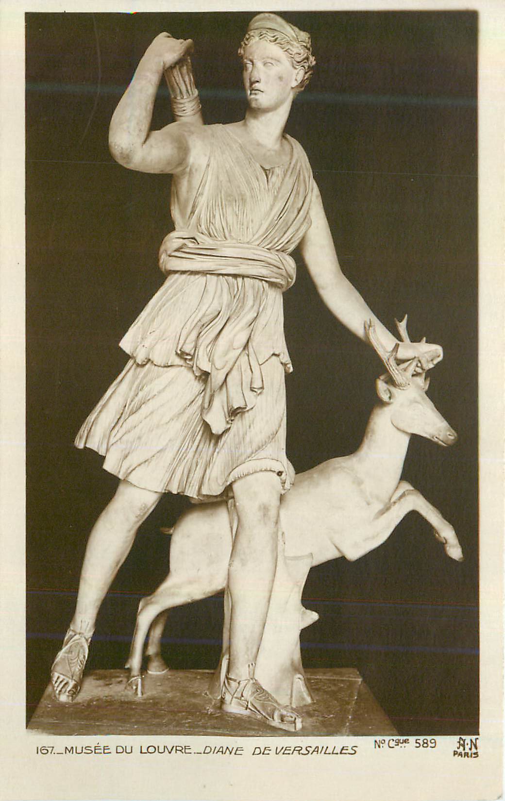 CPA Musee du Louvre Diane de Versailles