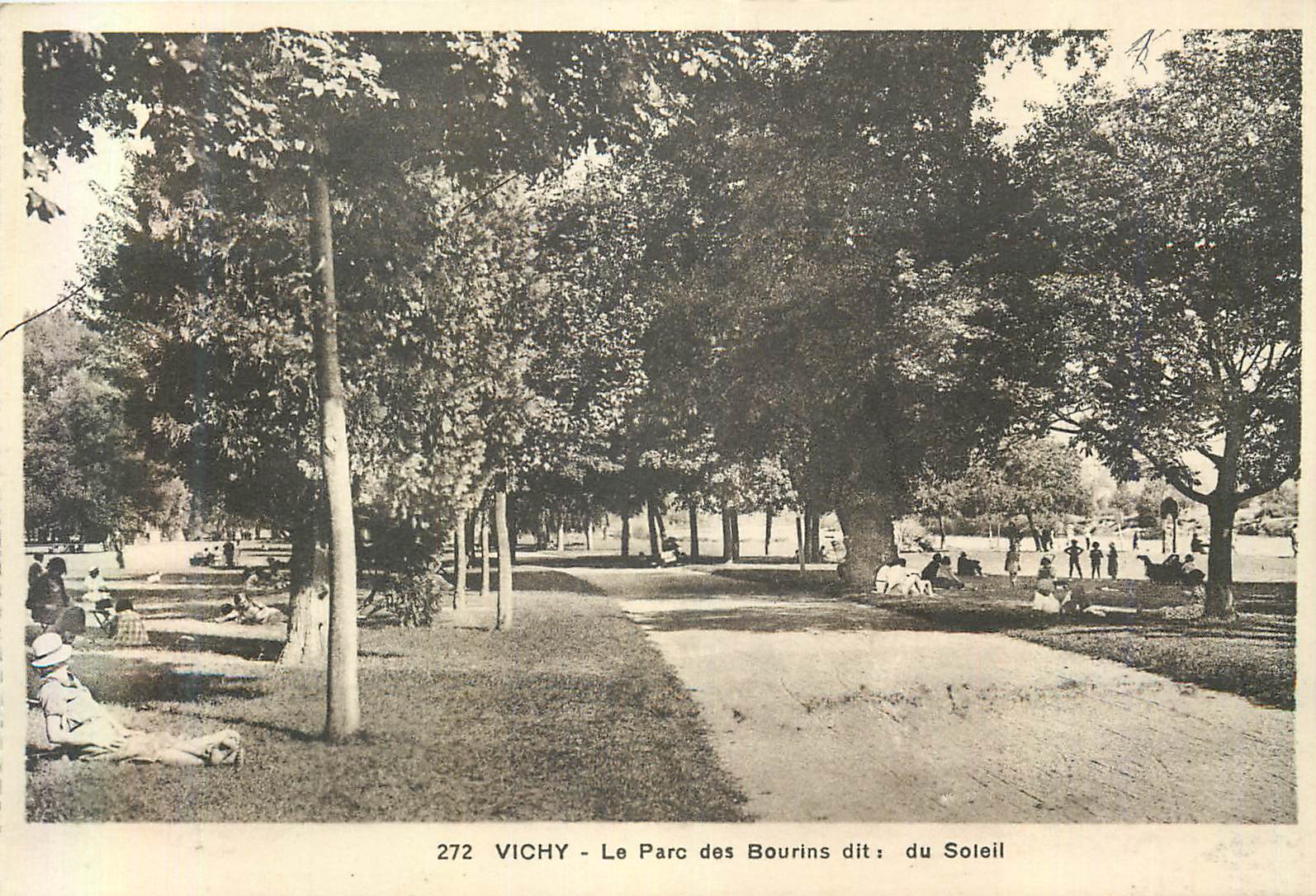 CPA Vichy Le Parc des Bourins dit du Soleil