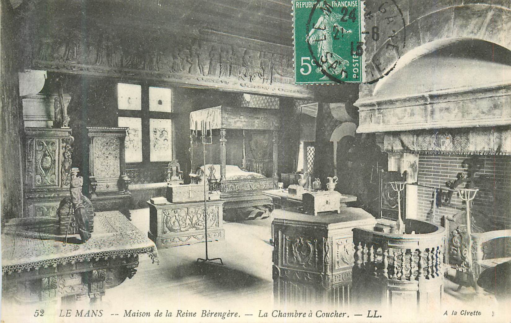 CPA Le Mans Maison de la Reine Berengere La Chambre a Coucher