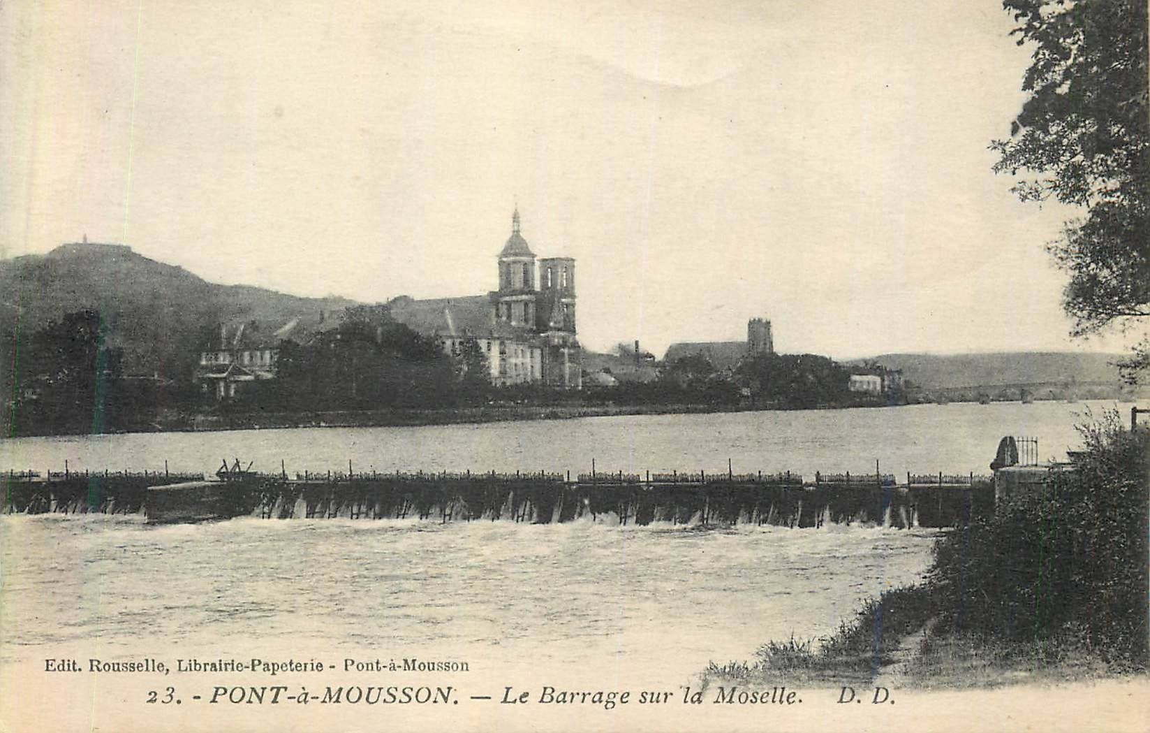 CPA Pont a Mousson Le Barrage sur la Moselle