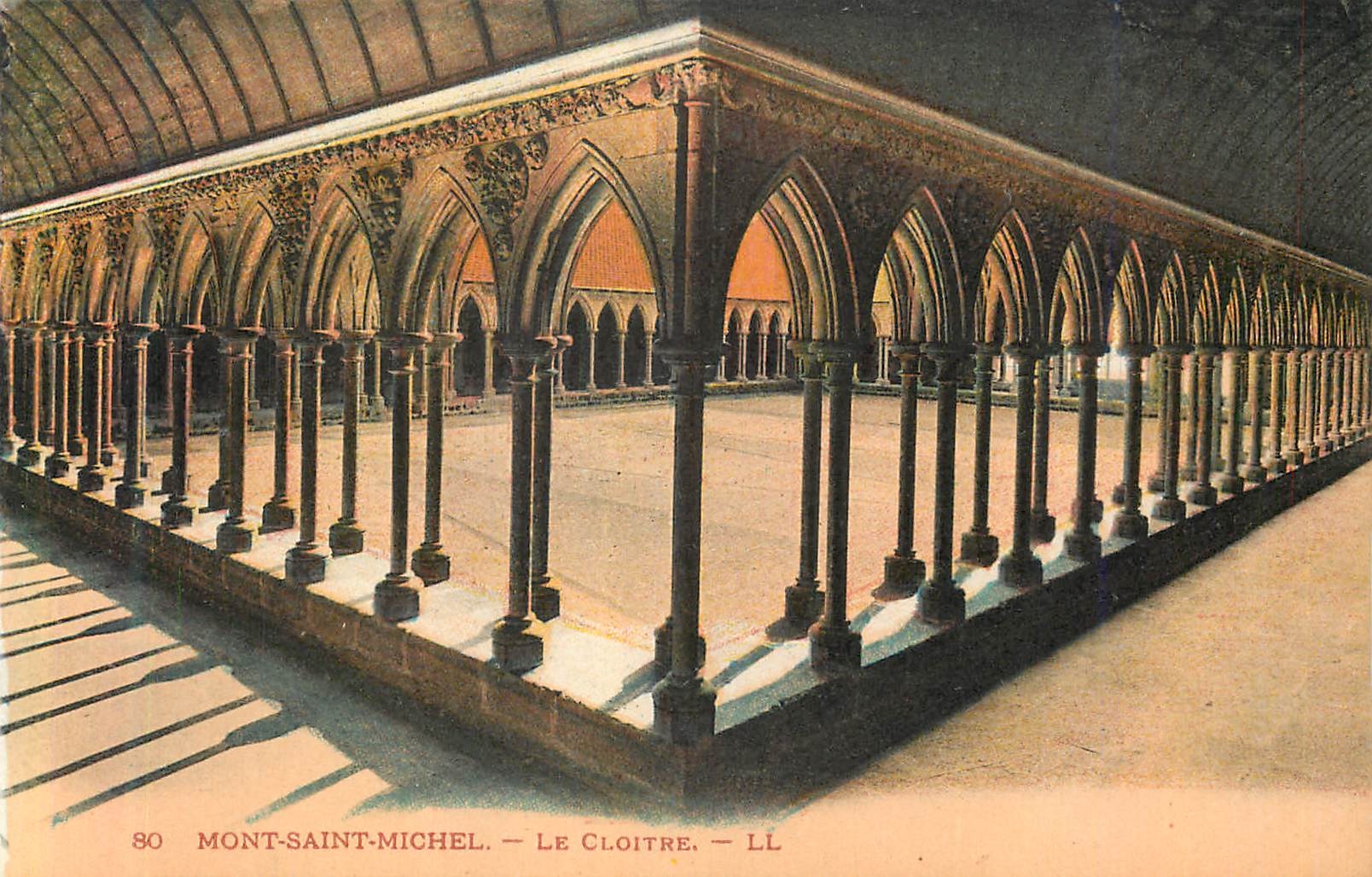 CPA Mont Saint Michel Le Cloitre