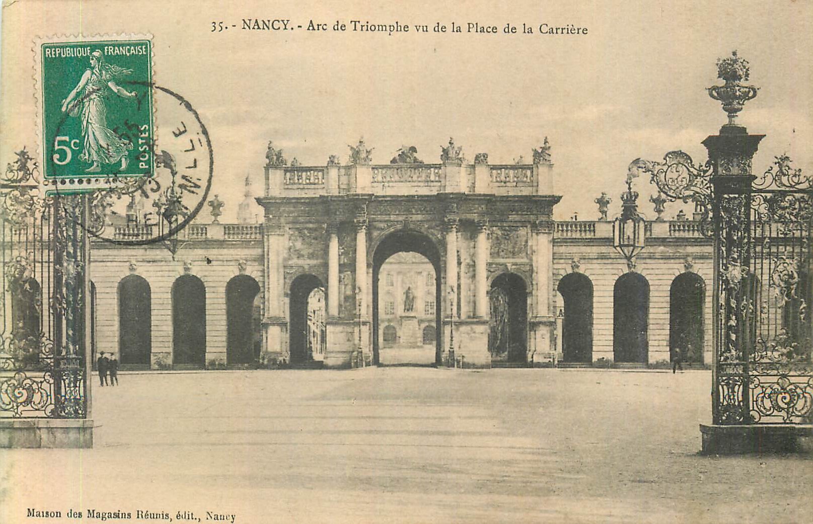 CPA Nancy Arc de Triomphe vu de la Place de la Carriere