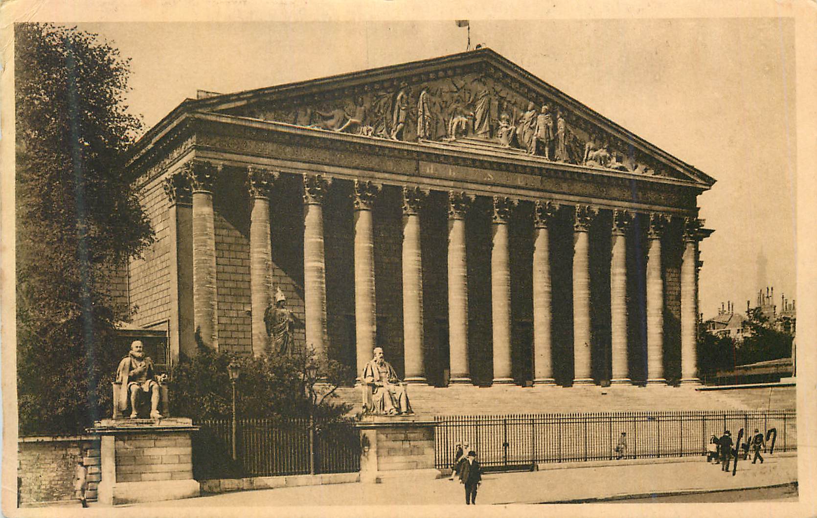 CPA Paris en Flanant Palais Bourbon Chambre des Deputes
