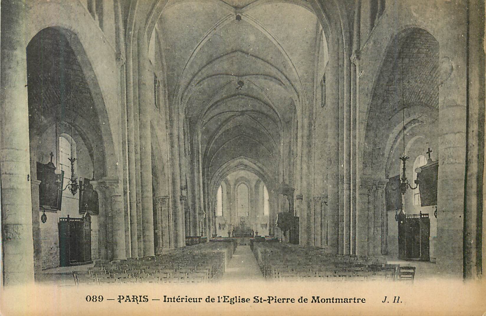 CPA Paris Interieur de l'Eglise St Pierre de Montmartre