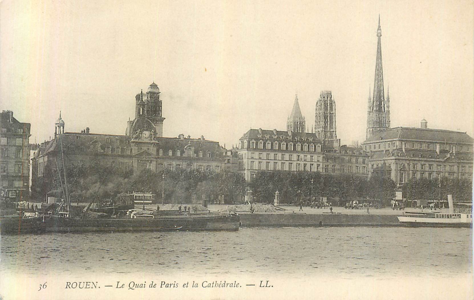 CPA Rouen le Quai de Paris et la Cathedrale Bateau