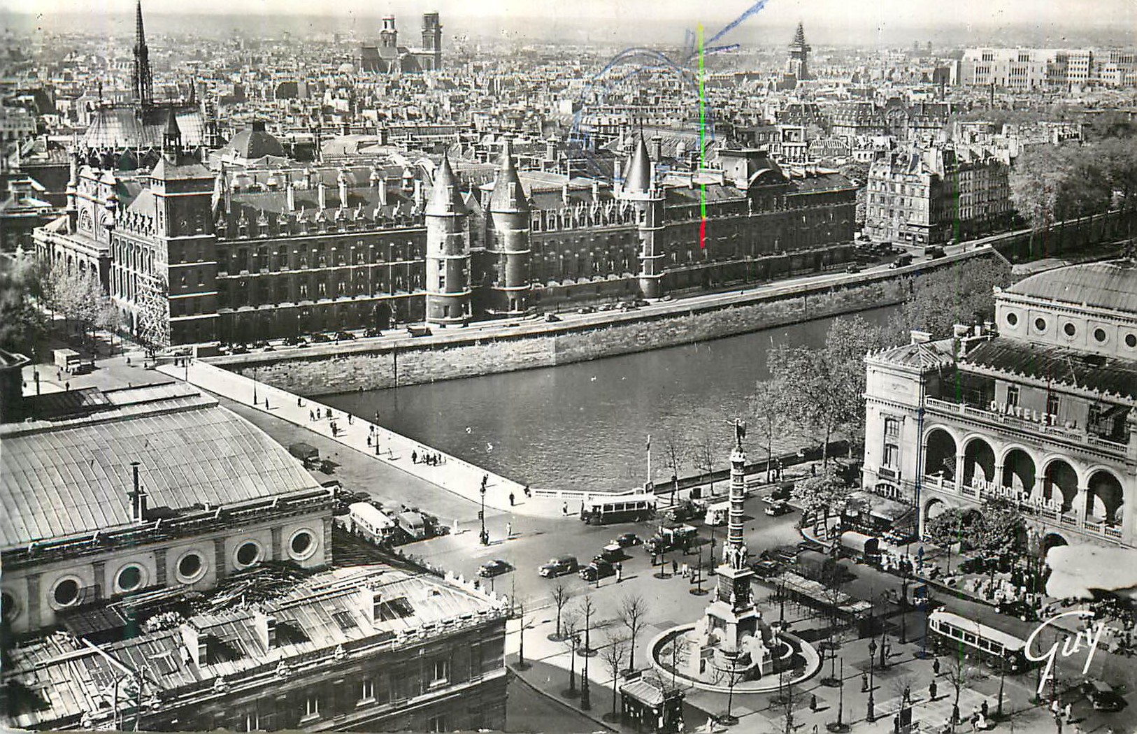 CPM Paris et ses Merveilles la Place du Chatelet Notre Dame