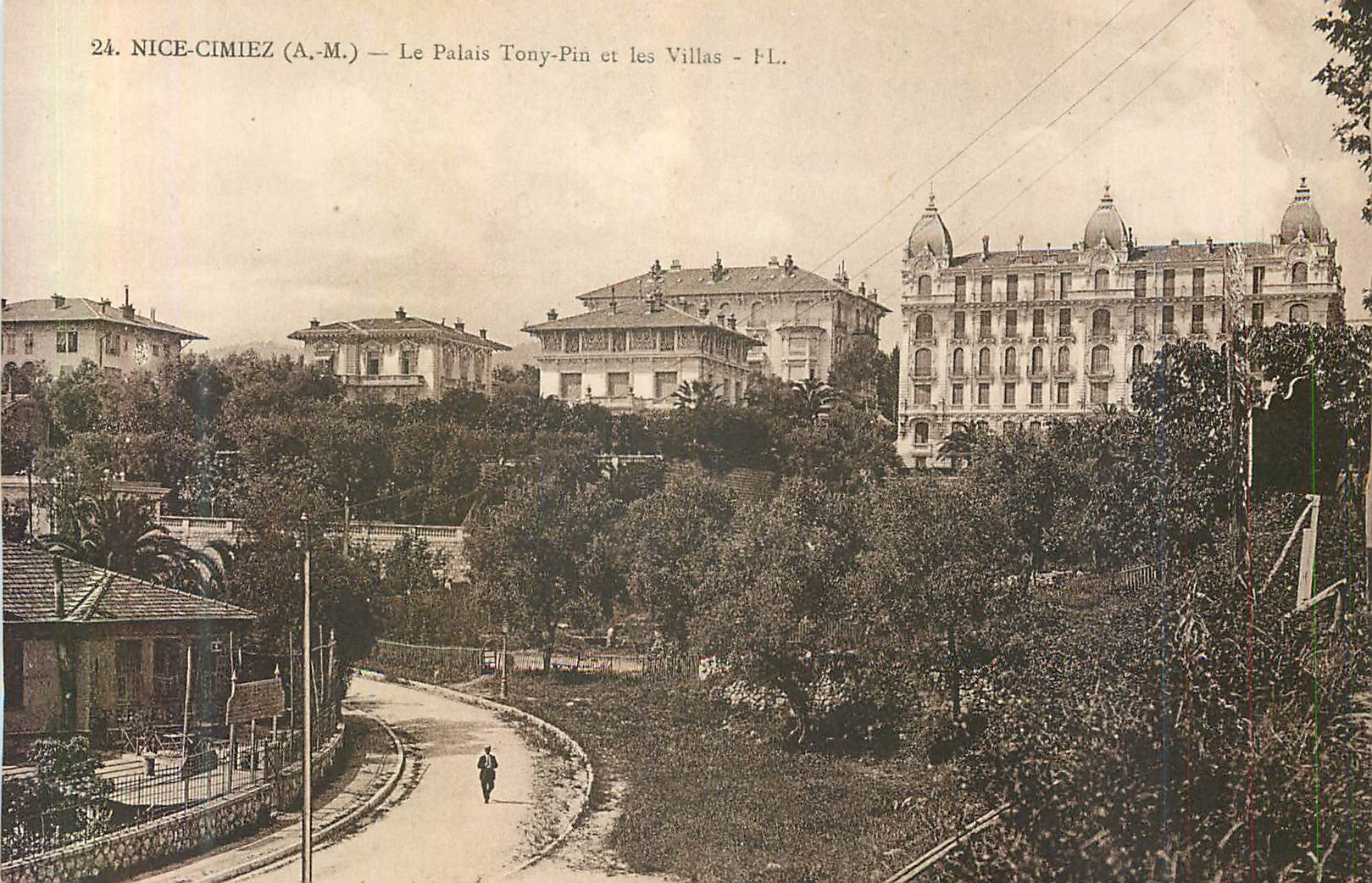CPA Nice Cimiez (A M) le Palais Tony Pin et les Villas