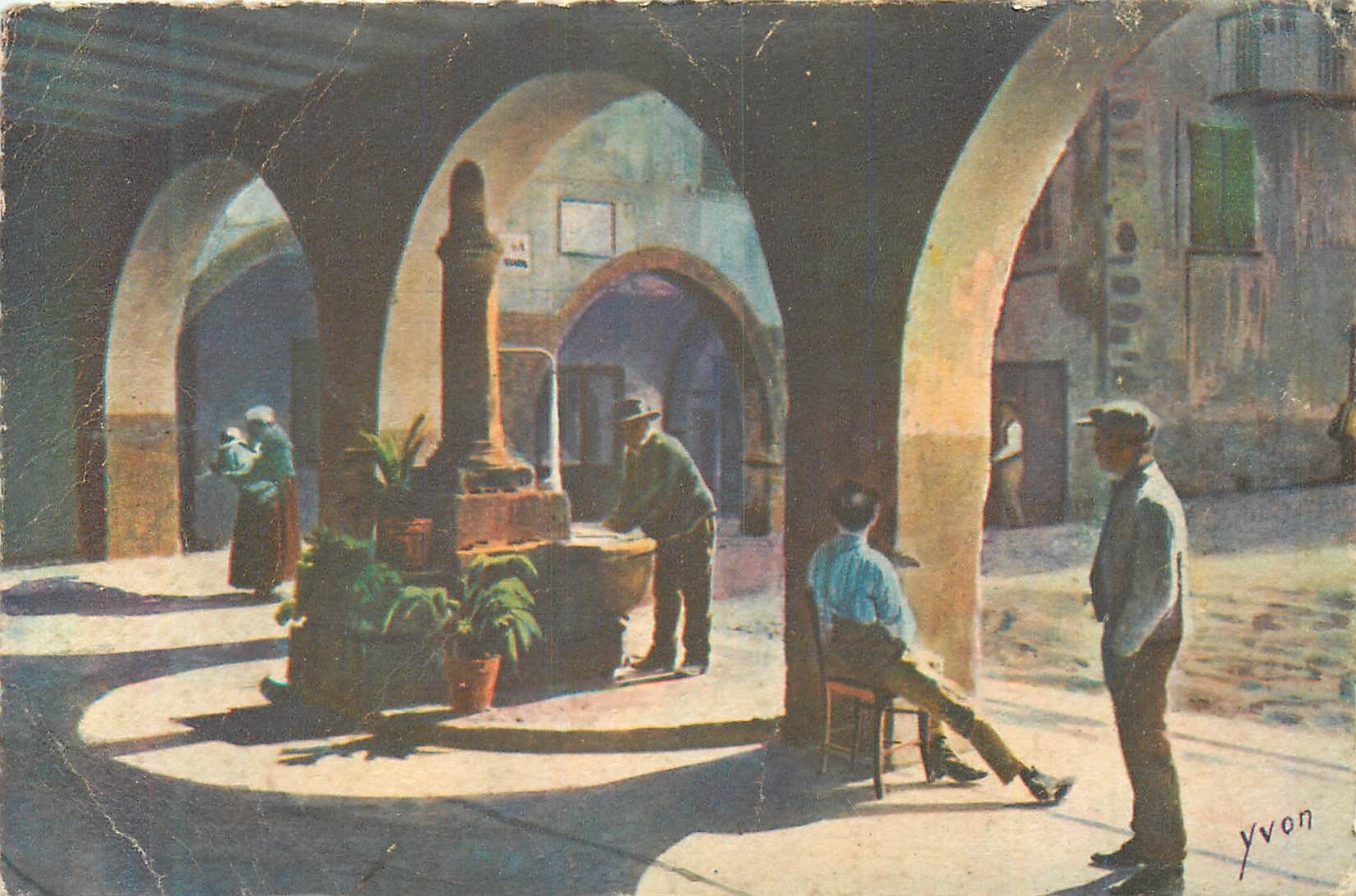 CPA Sospel (Alpes Maritimes) Arcades et Vieille Fontaine Cote d'Azur la Douce France