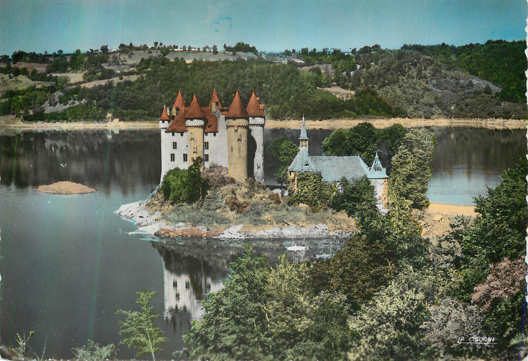 CPM Bort les Orgues le Chateau du Val la Correze Pittoresque 