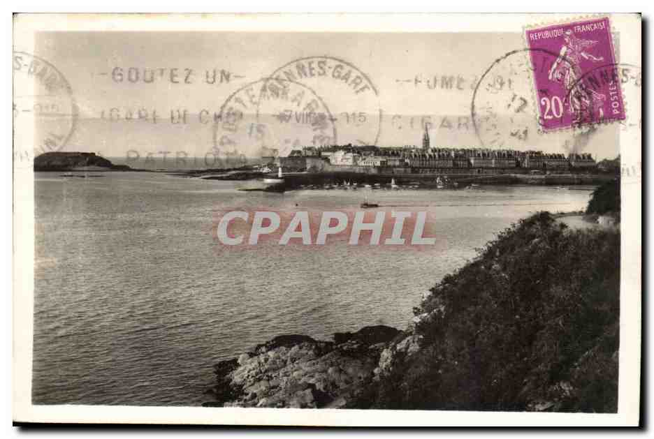 Gare de Châteauneuf-sur-Mer — vue du port — éditeur non visible