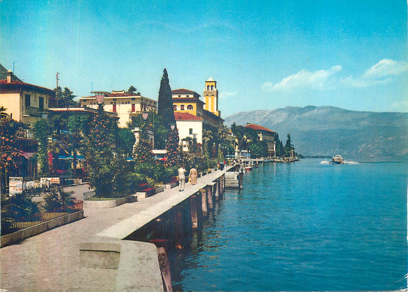 CPM Lago di Garda Gardone Promenade le Long du Lac