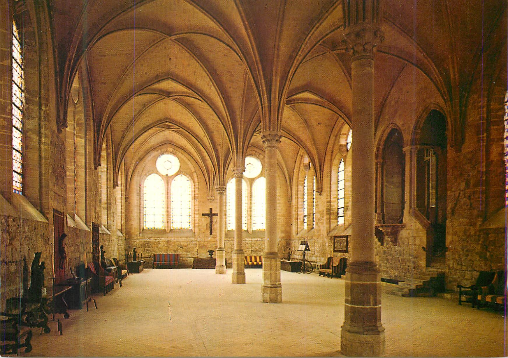 CPM Abbey de Royaumont (Asnieres sur Oise) Ancien Refectoire des Moines (XIIIe S)