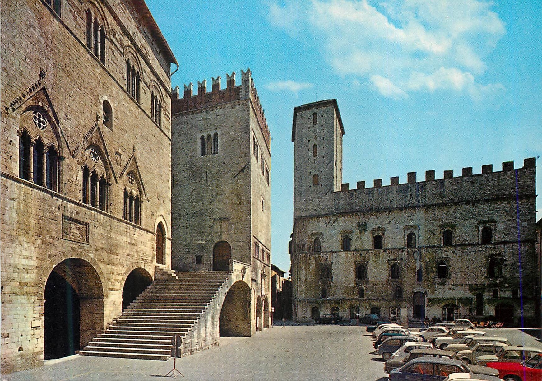 CPM Todi Palazzi del Capitano (Sec XIII) del Popolo (Sec XII XIII)e