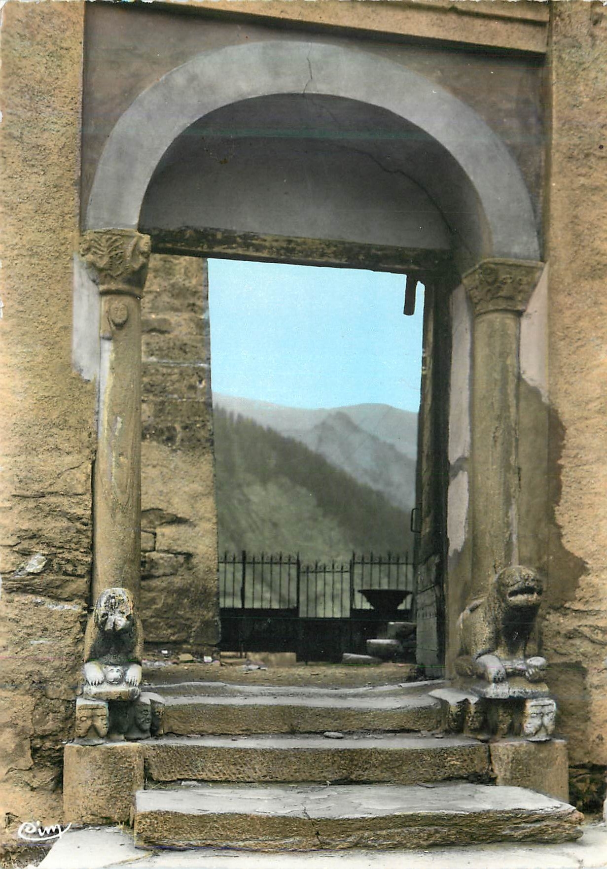 St-Véran (Htés-Alpes) — Le Porche de l'Église — Combier Imp. Macon