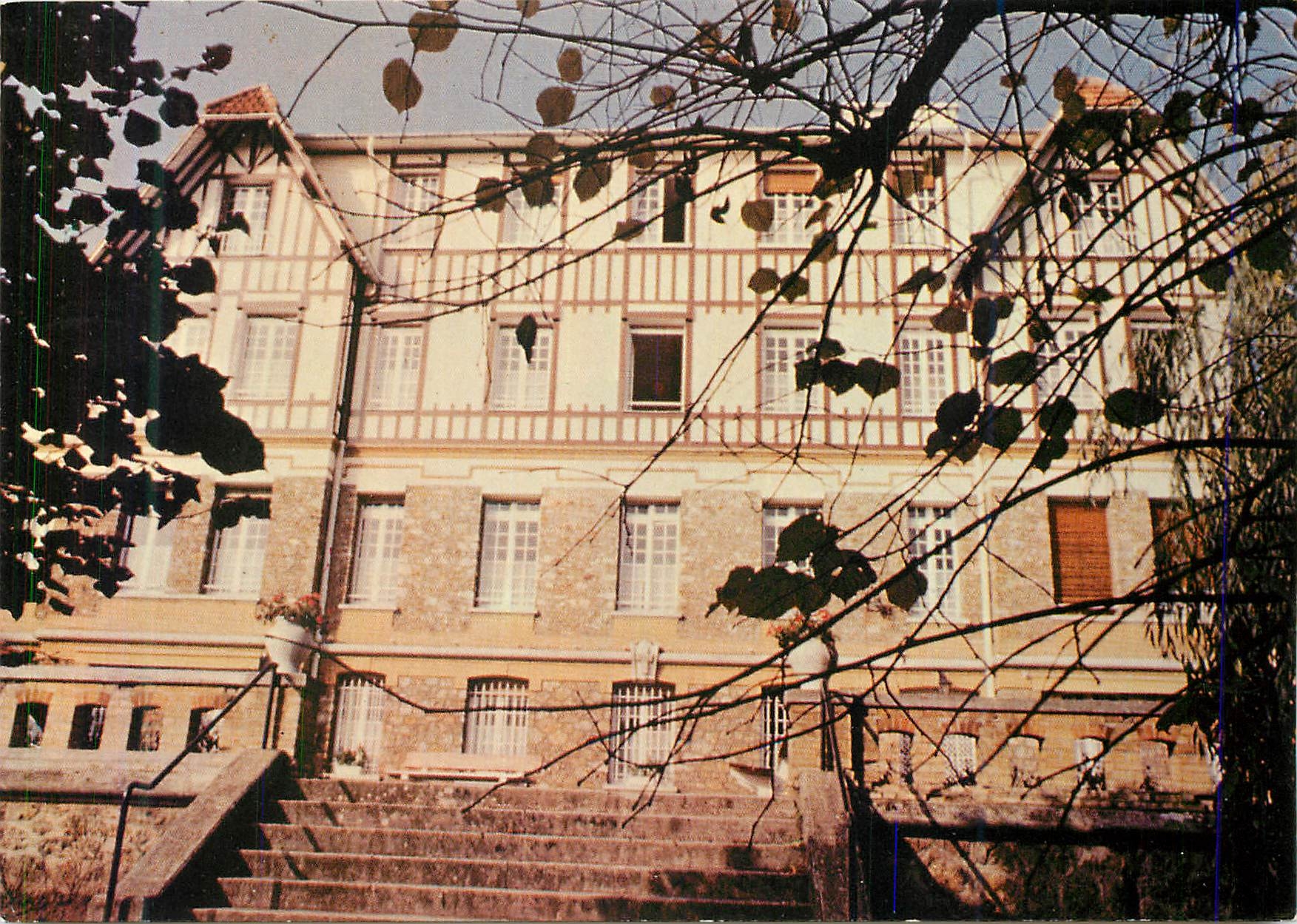 CPM Ermitage Ste Therese Facade Cote Jardin Convalescence Post Chirurgicale Dames de 18 a 65 ans