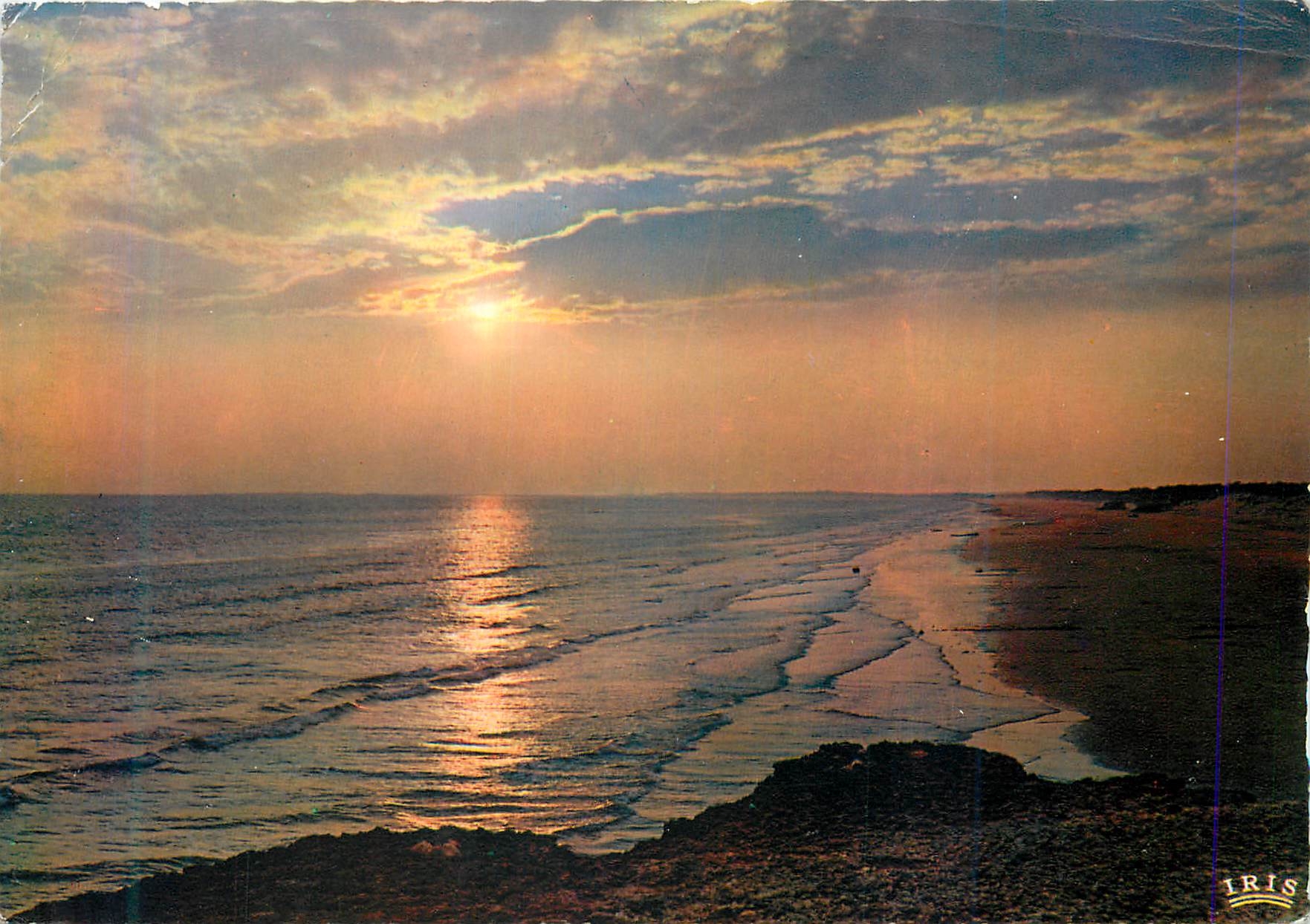 Côte Atlantique — Coucher de soleil sur la mer — Éditions Modernes, n°33/114