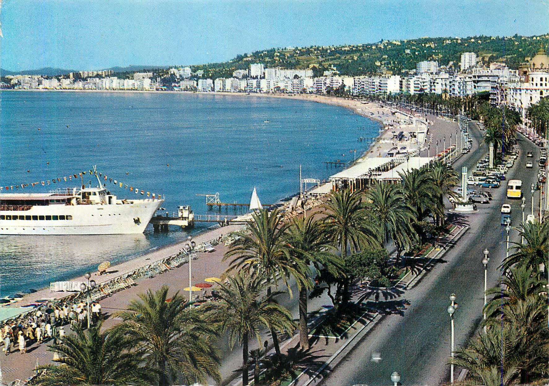 CPM Nice Cote d'Azur La Promenade des Anglais