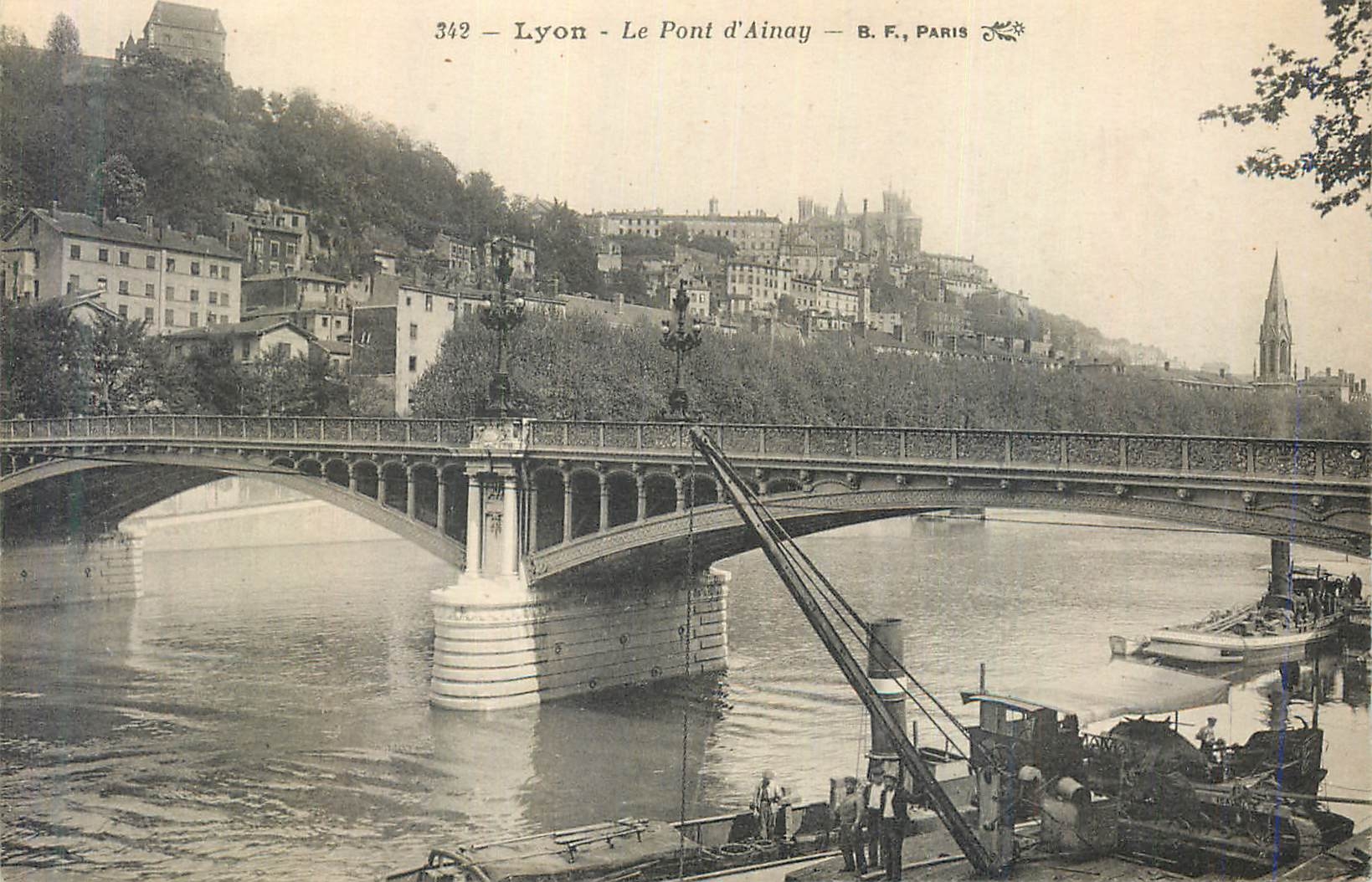 CPA Lyon Le Pont d'Ainay (animee)