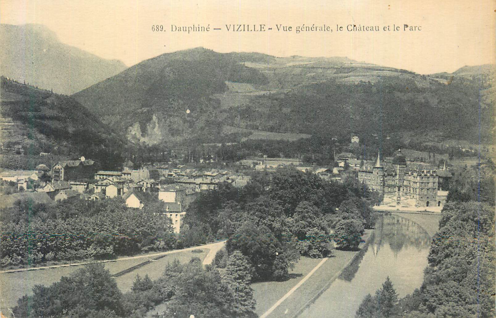 Vizille — Allgemeiner Blick, Schloss und Park — P. GAUDE, Grenoble