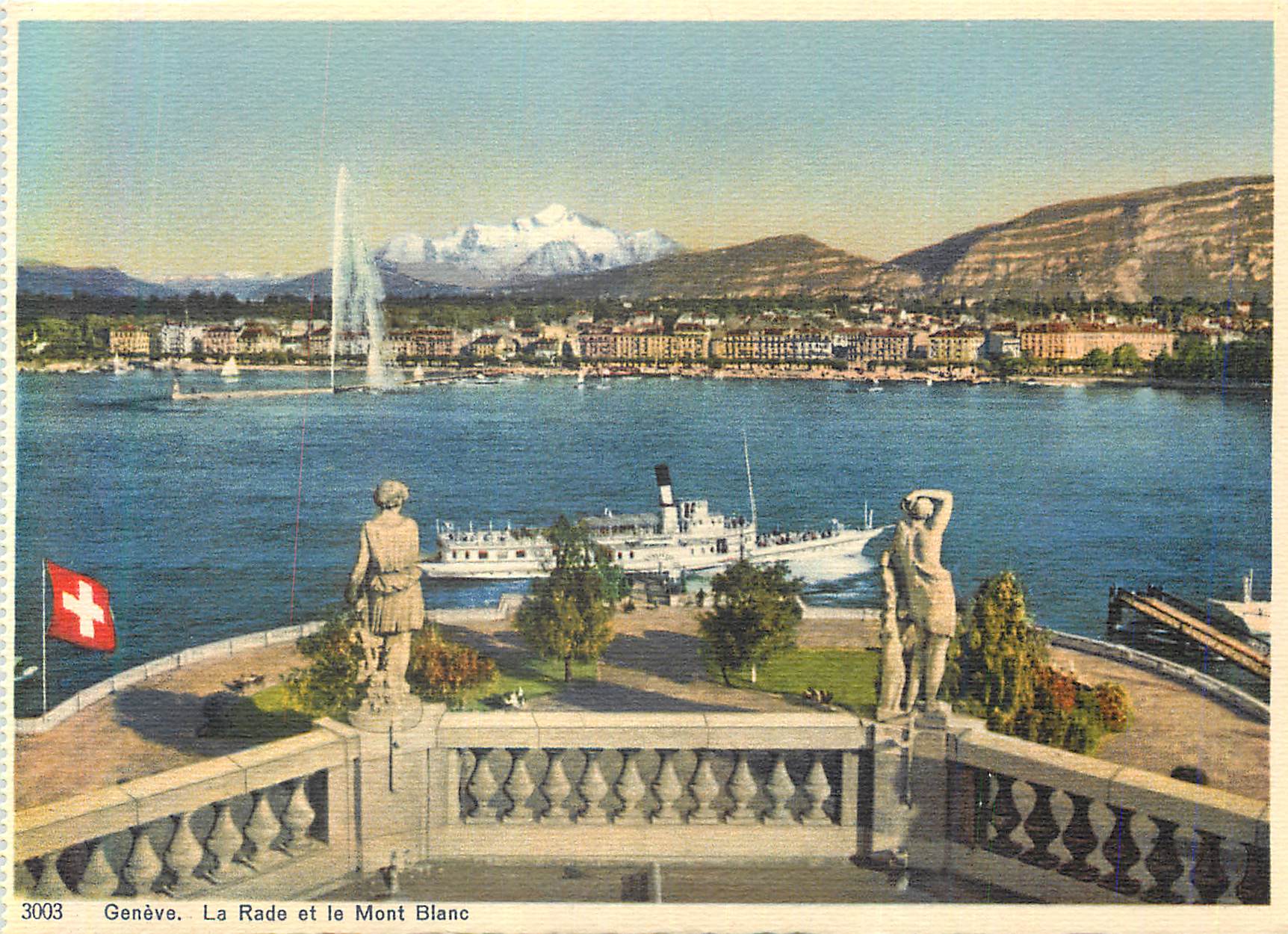 CPM Geneve La Rade et le Mont Blanc Bateau