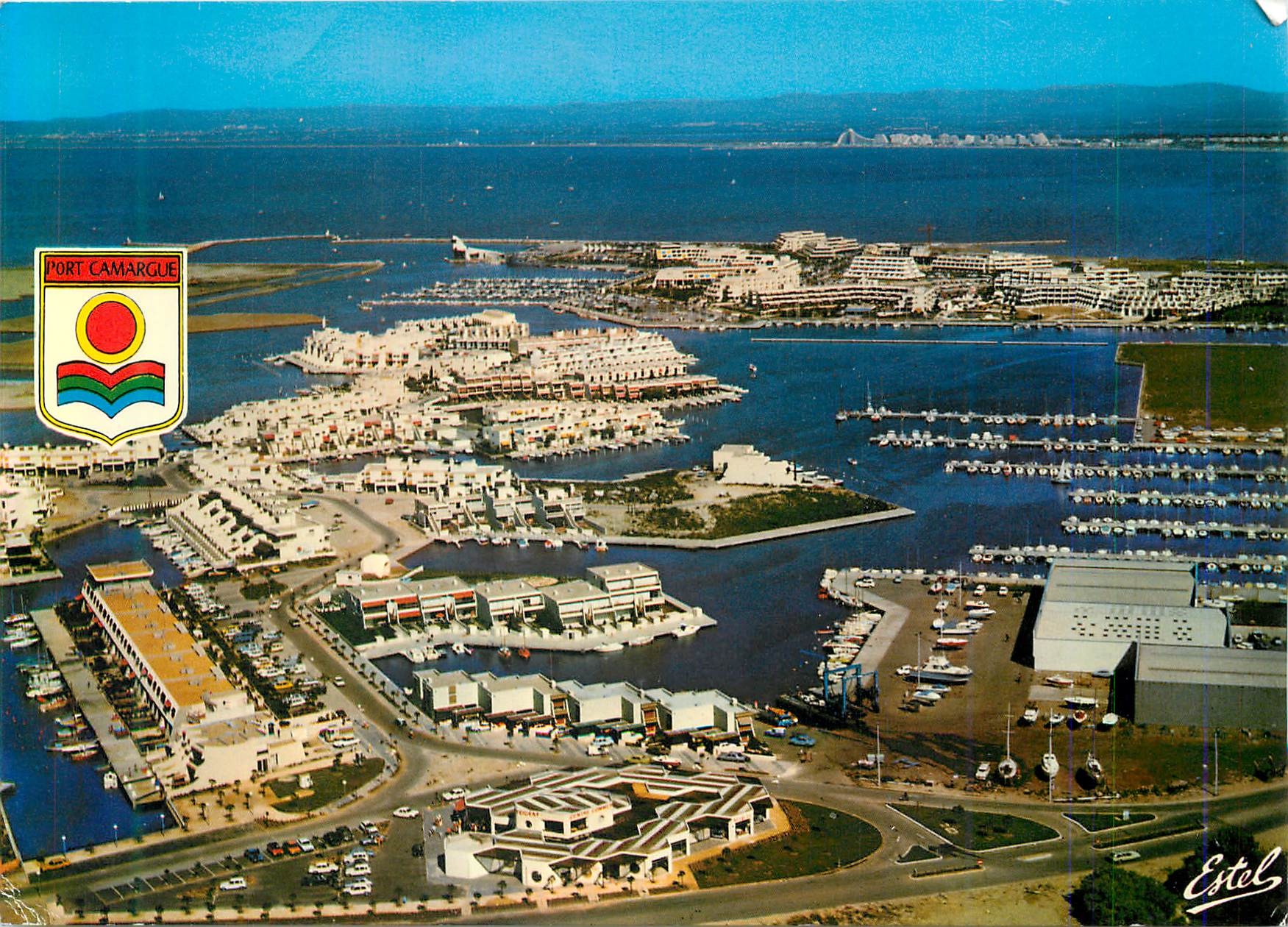 CPM Port Camargue (Gard) La Camargue Vue Aerienne Les Marinas et le Port Au Fond La Grande Motte