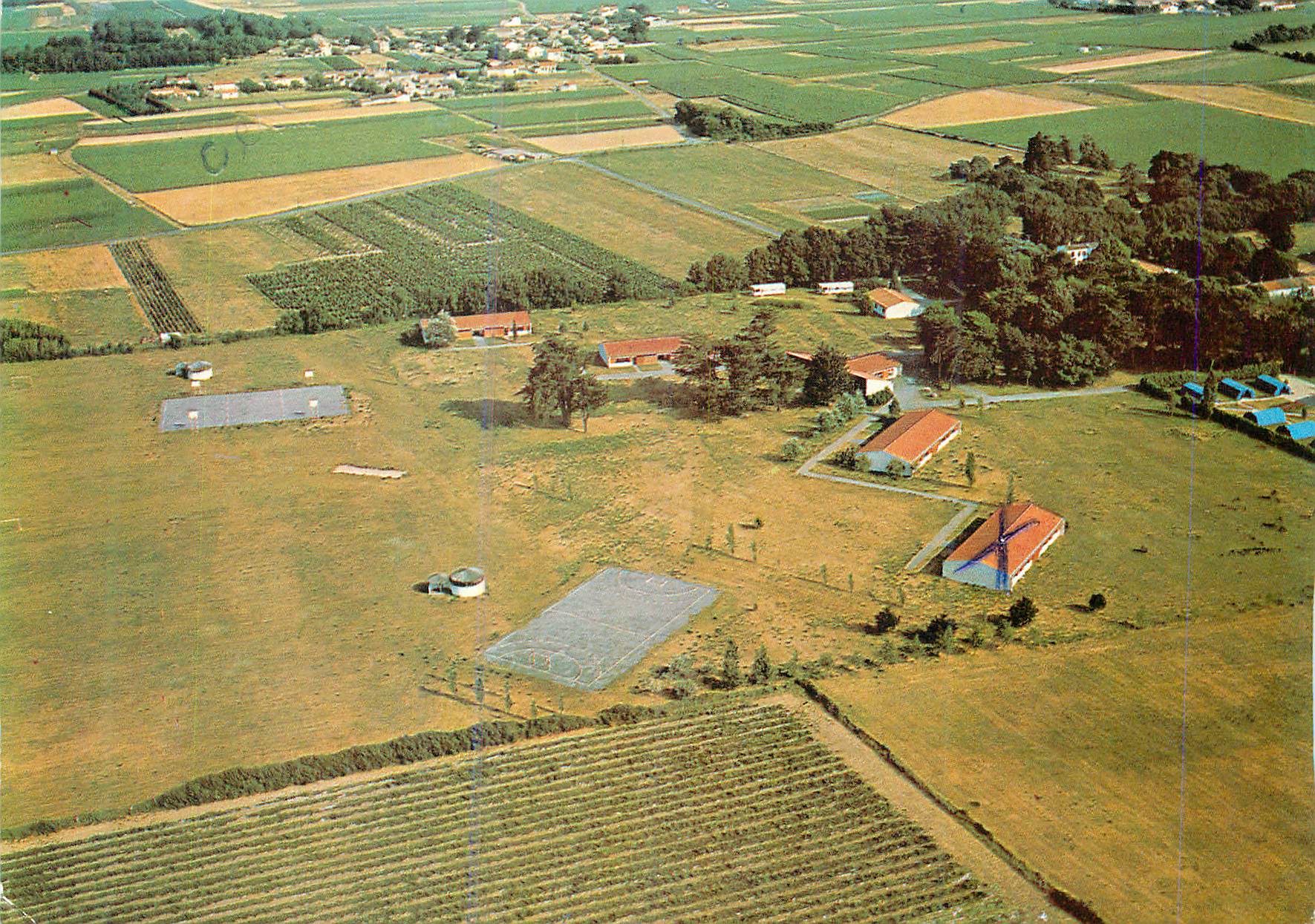 CPM Ile d'Oleron (Charente Maritime) Saint Pierre d'Oleron Domaine de la Jaudonniere Centre de vacances APAS