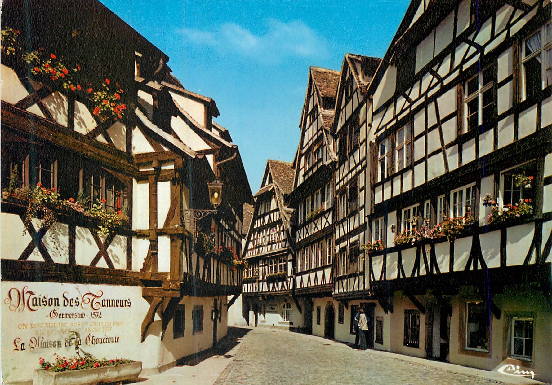 CPM Strasbourg (Bas Rhin) La Rue du Bain aux Plantes La Petite France La Maison des Tanneurs