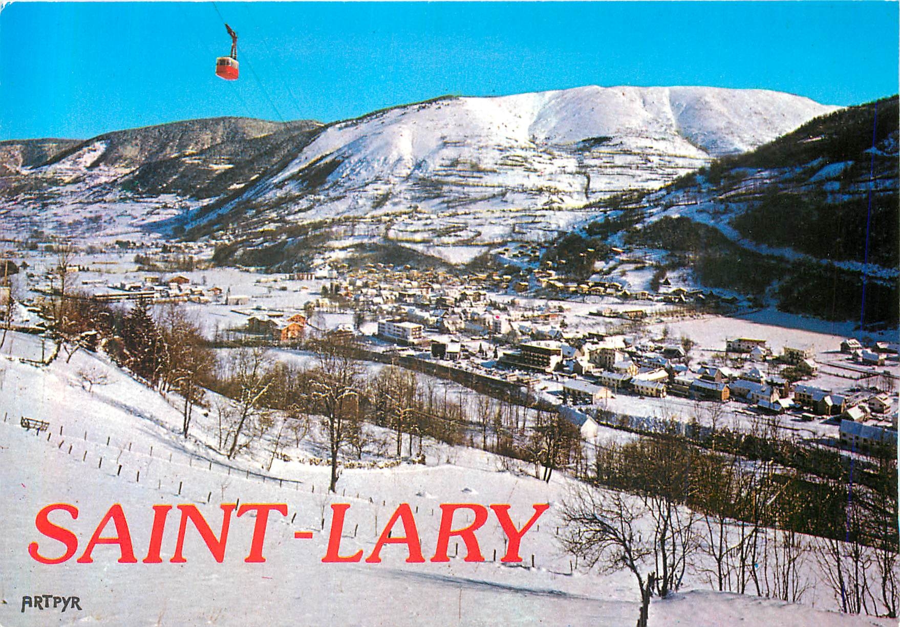 Saint-Lary — Vue générale, le téléphérique et la vallée d'Azet — Éditions Artpyr