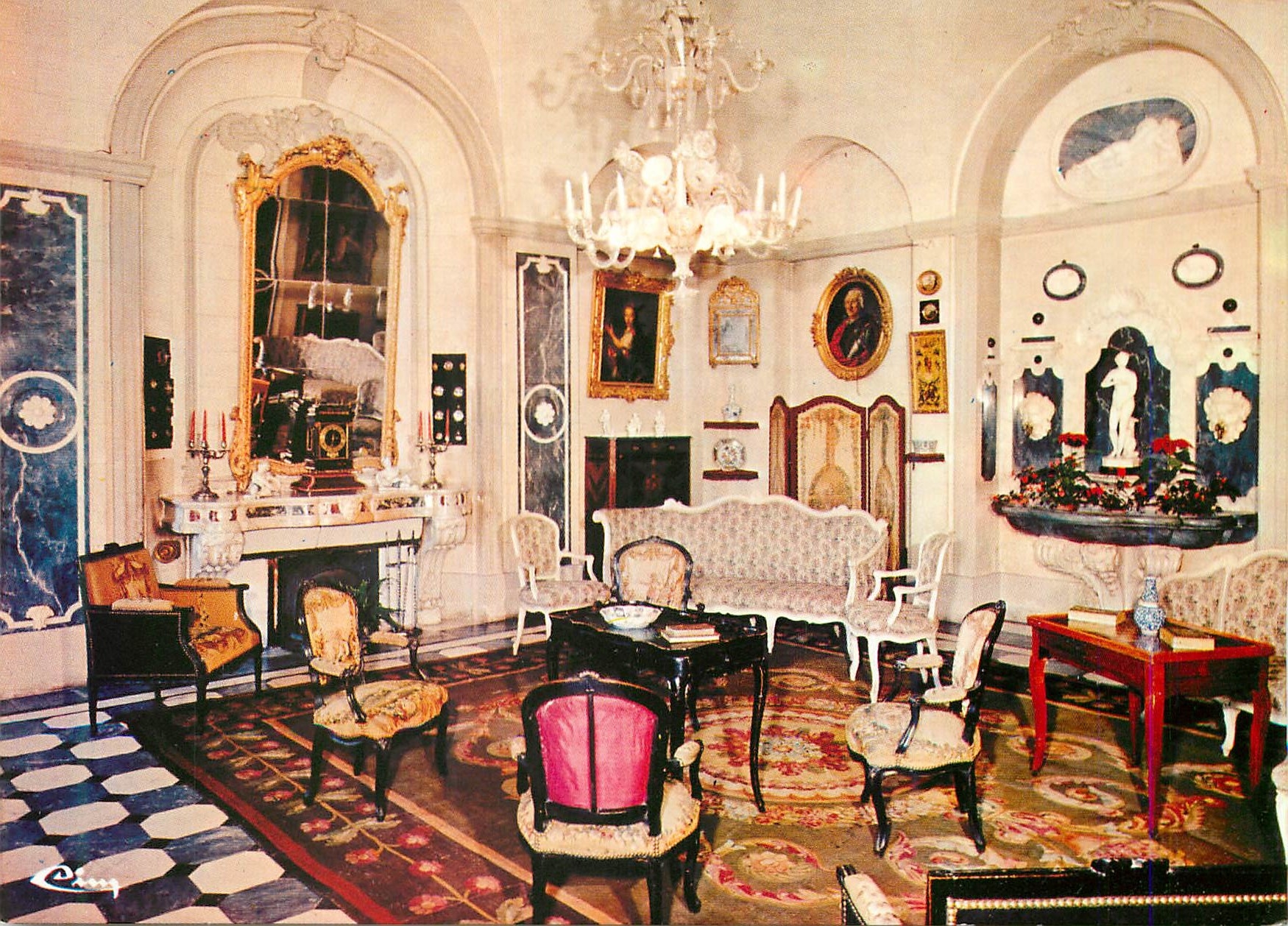CPM Le Chateau des Marquis de Barbentane (XVIe Siecle) La Provence Touristique Le Grand Salon Decoration du XVIIIe S
