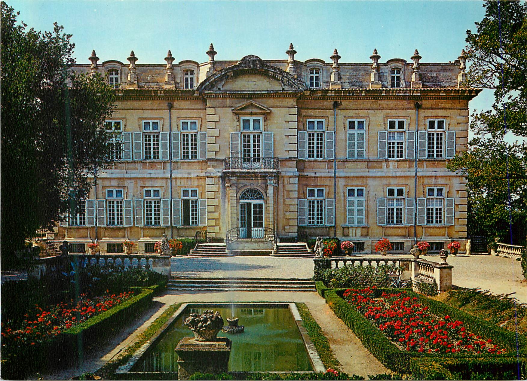 Le château des Marquis de Barbentane — XVIIe siècle — Éditions SMD Le Parc Dou Camp Ferrat