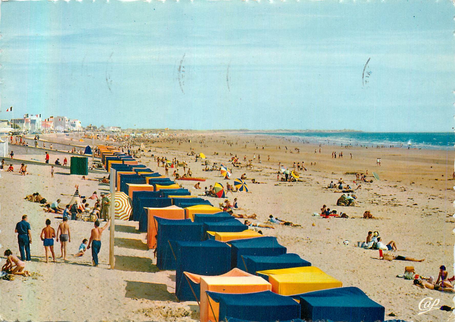 CPM Saint Jean de Monts la Plage des Demoiselles 