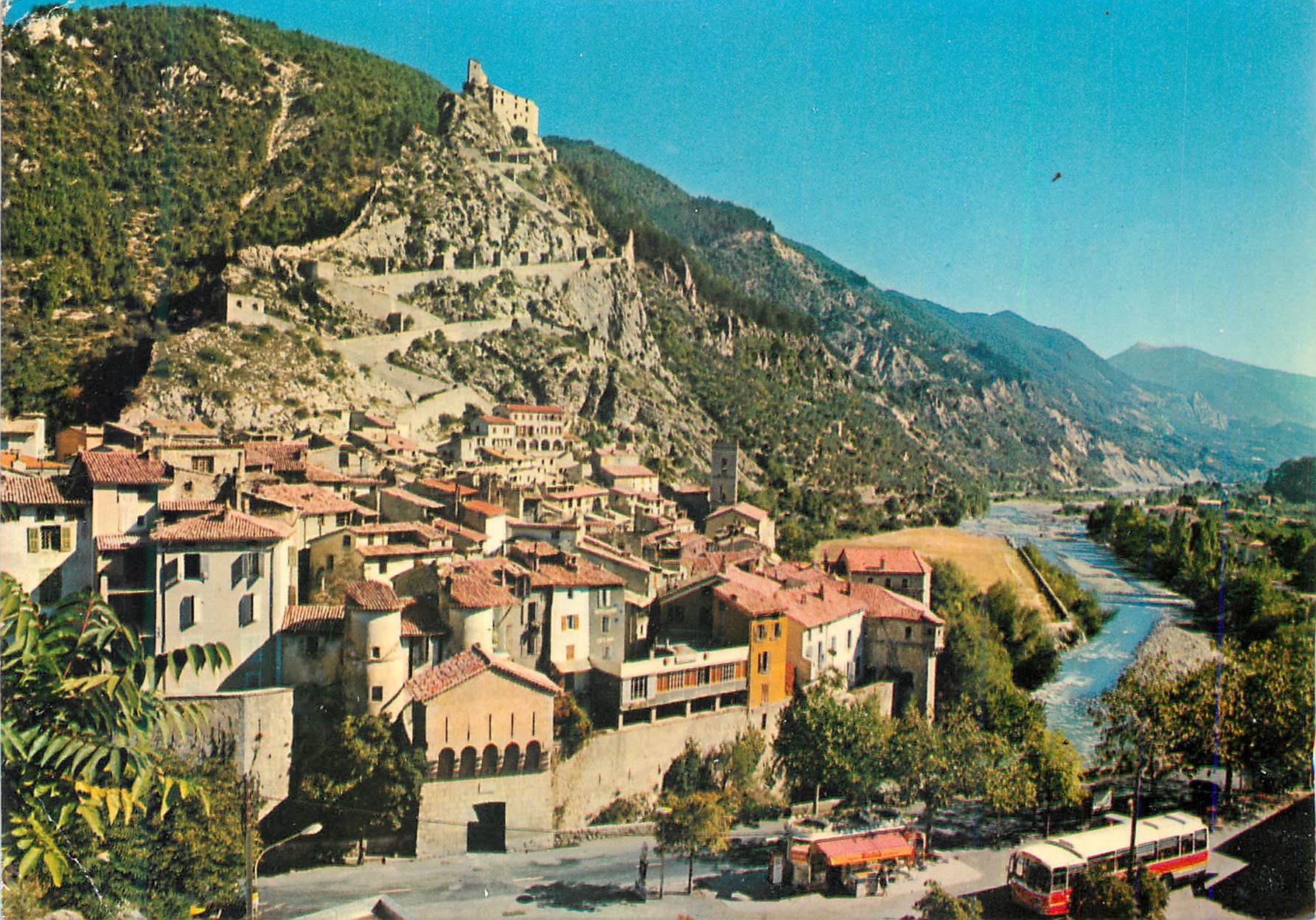 CPM Entrevaux (Alpes de Haute Provence) Altitude 480 Metres