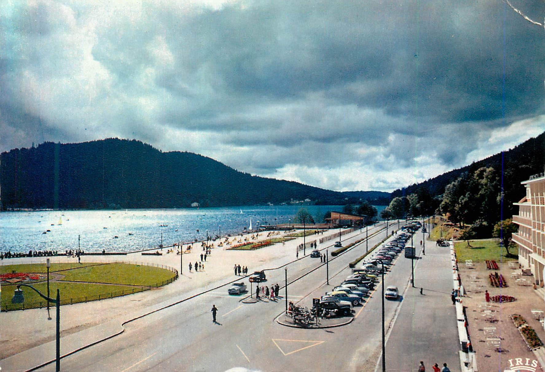 CPM Gerardmer les Vosges Pittoresque ls Bords du Lac 