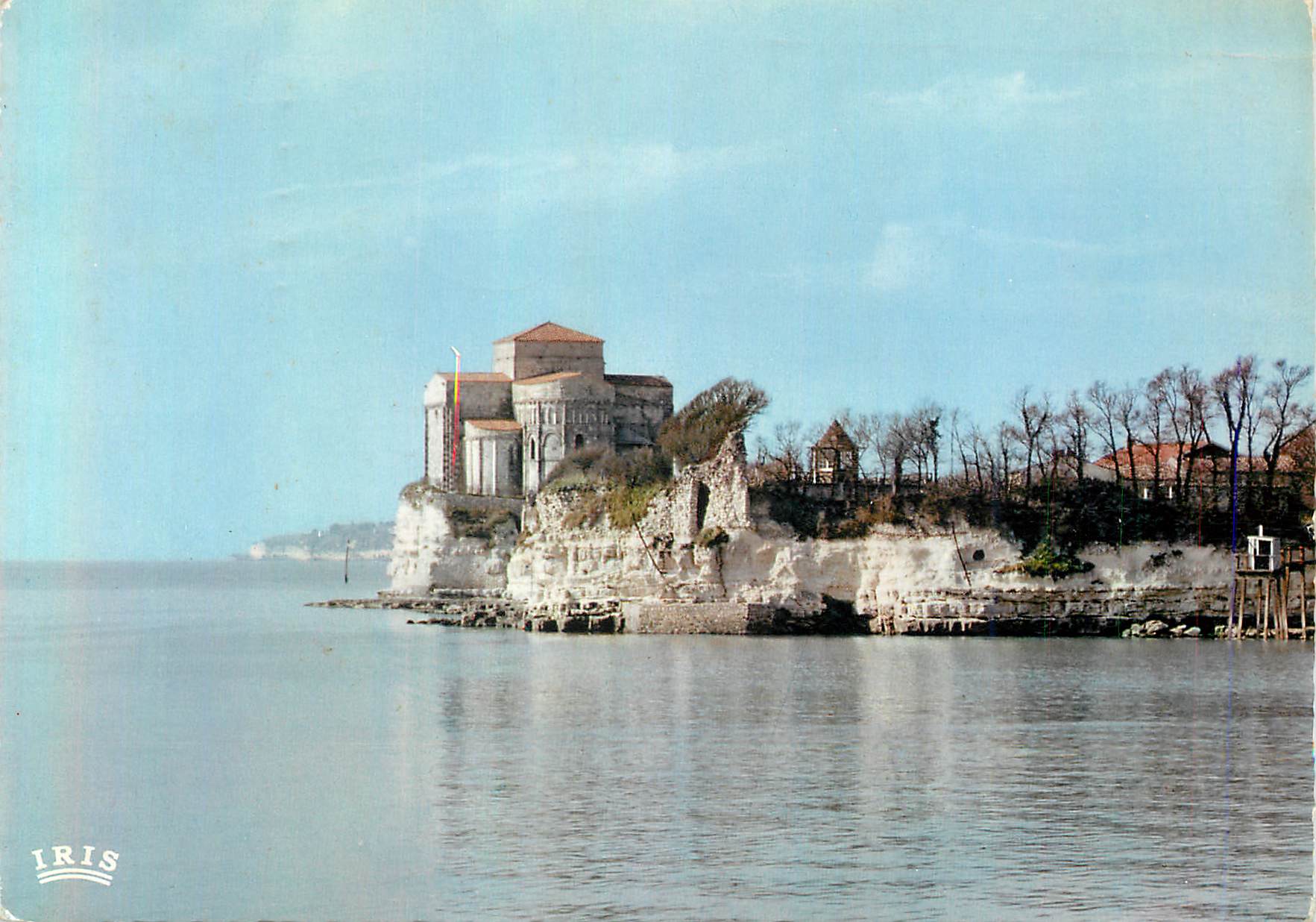 CPM Talmont Cote de Beaute l'Eglise Romaine XIe Siecle