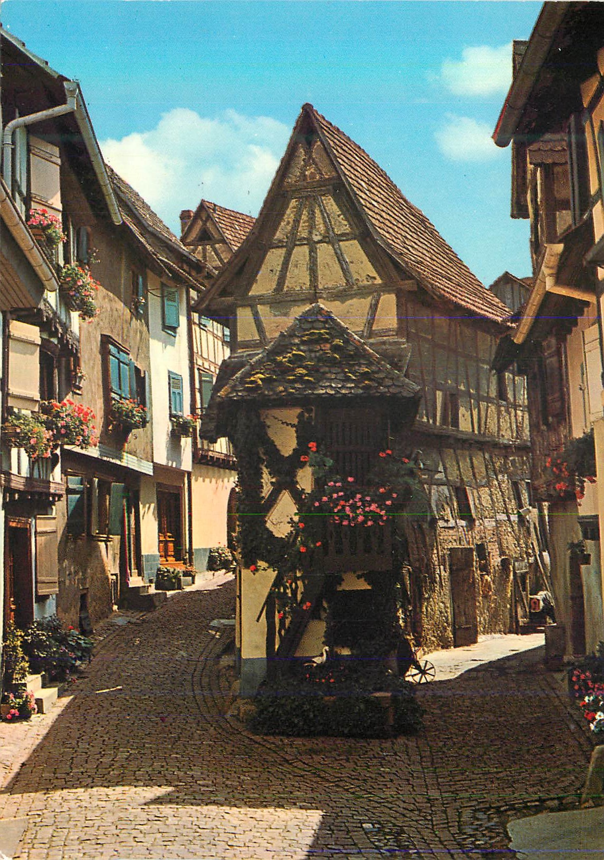 CPM Eguisheim (Alsace) des Ruelles Pittoresques du XVIe s