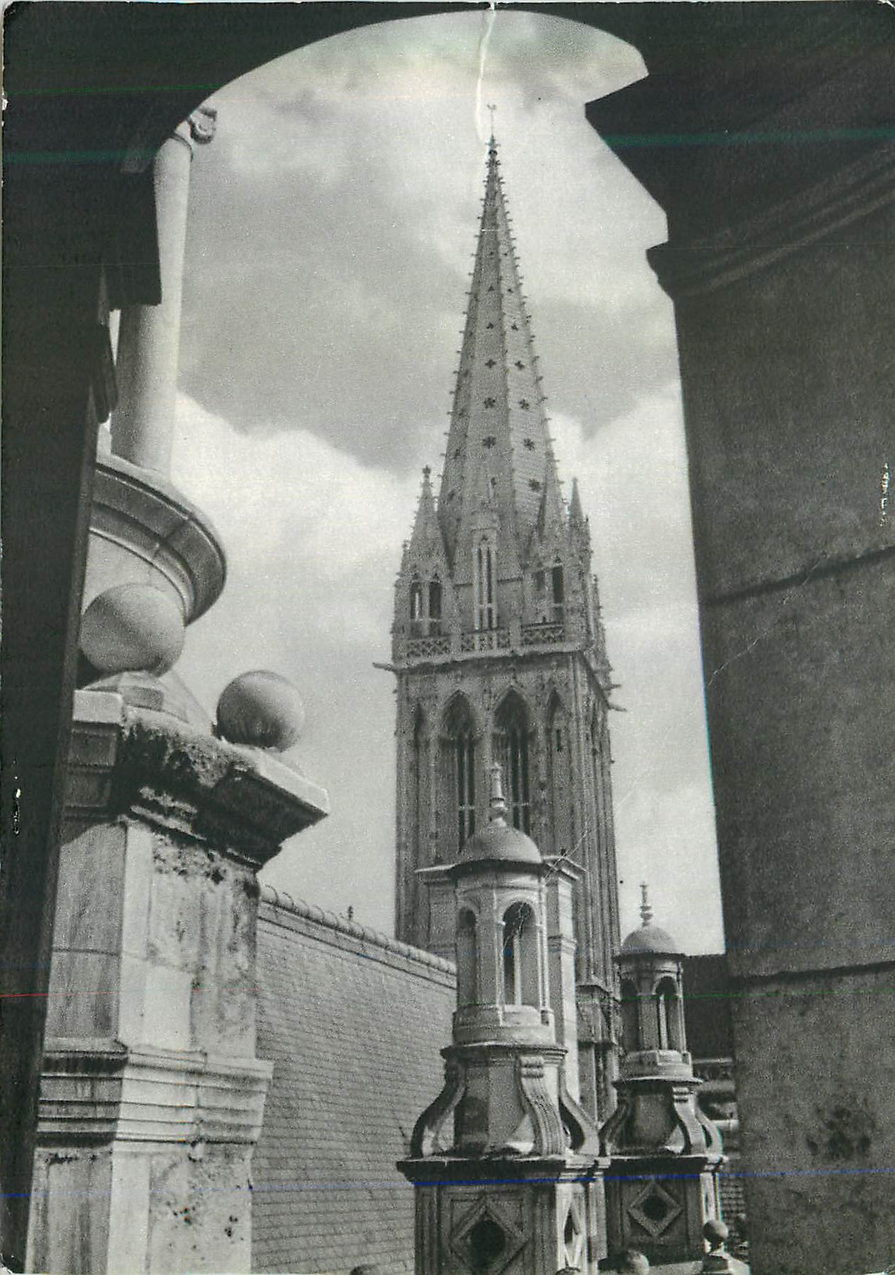 Clock Tower of Saint-Pierre — CAEN (Calvados) — Éditions Normandes Le Goubey