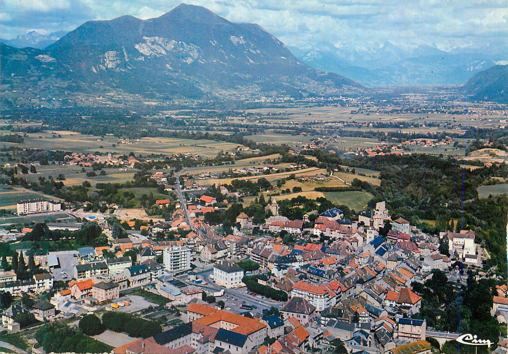 La Roche-sur-Foron (Hte-Savoie) — Vue générale ; au fond, le Môle — Imprimeur Combier, Mâcon